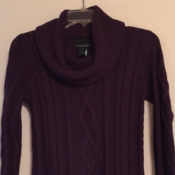 Dress - Picture 2 of 8